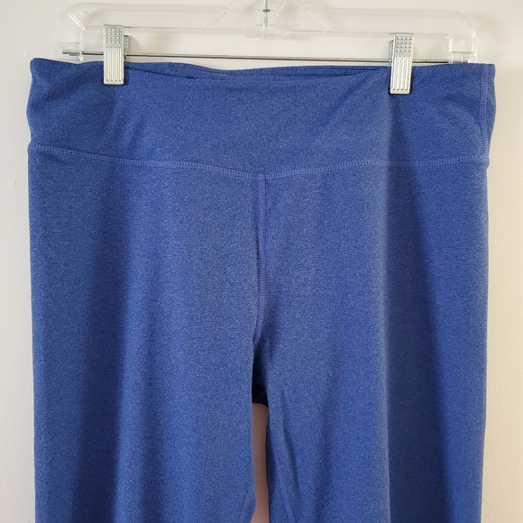 🌹Fabletics Salar Printed PowerHold® Legging - Picture 6 of 9